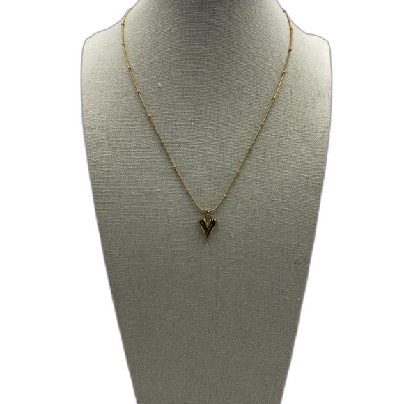 18K Gold Plated Women's "Heart" Necklace Waterproof Hypoallergenic Jewelry - Picture 4 of 13